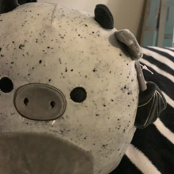 Gio SQUISHMALLOW 8โ - Picture 6 of 7